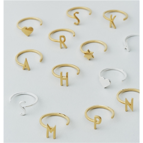 Design Letters Heart Ring Gold (Bild 2 von 3)