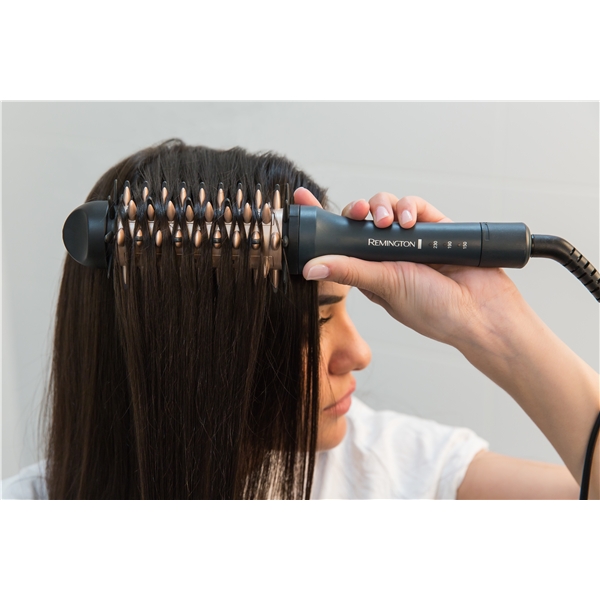 CB7A138 Volume & Straight Brush (Bild 2 von 4)