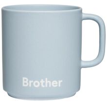 Brother / Light blue - Design Letters Lieblingsbecher mit Henkel