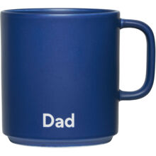 Dad / Midnight Blue - Design Letters Lieblingsbecher mit Henkel