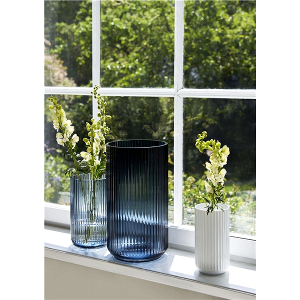 Lyngbyvase Glas Mitternachtsblau (Bild 2 von 2)