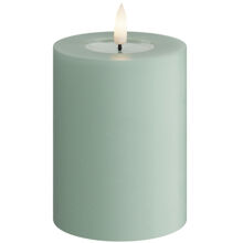 Sage Green - LED-Blockkerze 7,5x10 cm
