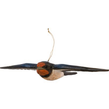 Fliegende Rauchschwalbe